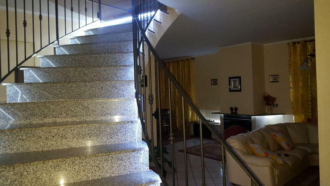 B&B Villa Dei Fiori Sant'Eufemia Lamezia Luaran gambar